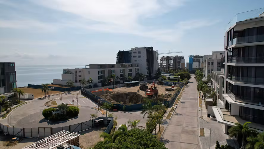 PUNTA PACIFICA 2 a 3 recamaras 2.5 baños Entrega inmediata y en Construcción - Imagen 11