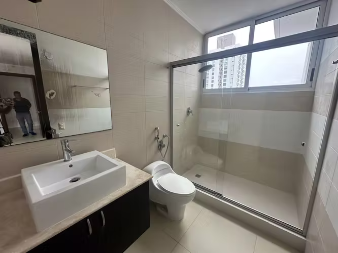 PH BREEZE- PISO ALTO- A ESTRENAR! $535K