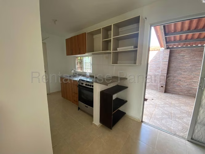 vendo casa en arboledas chorrera OF  26-5937