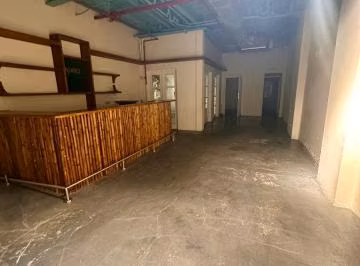 Conveniente Local Comercial en Casco Viejo