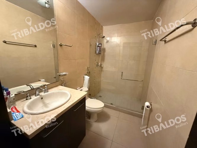 Venta de Apartamento en Embassy Village Albrook