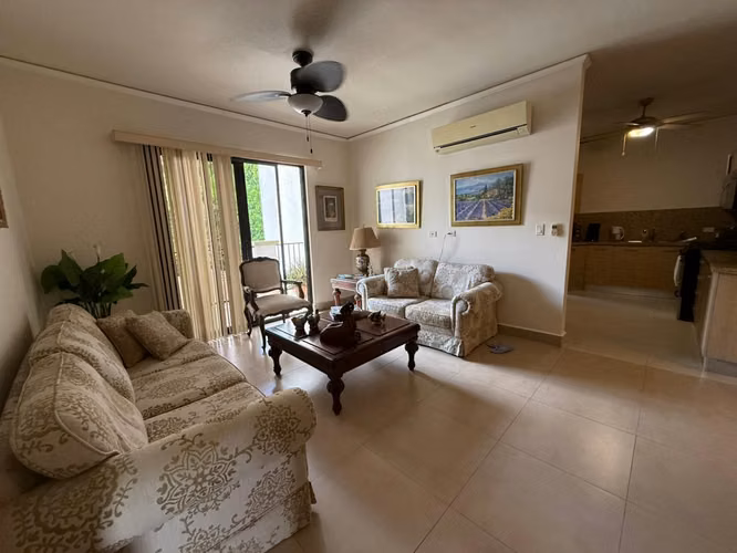 Venta de Apartamento en Embassy Village Albrook