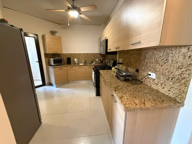 Venta de Apartamento en Embassy Village Albrook