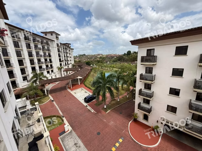 Venta de Apartamento en Embassy Village Albrook