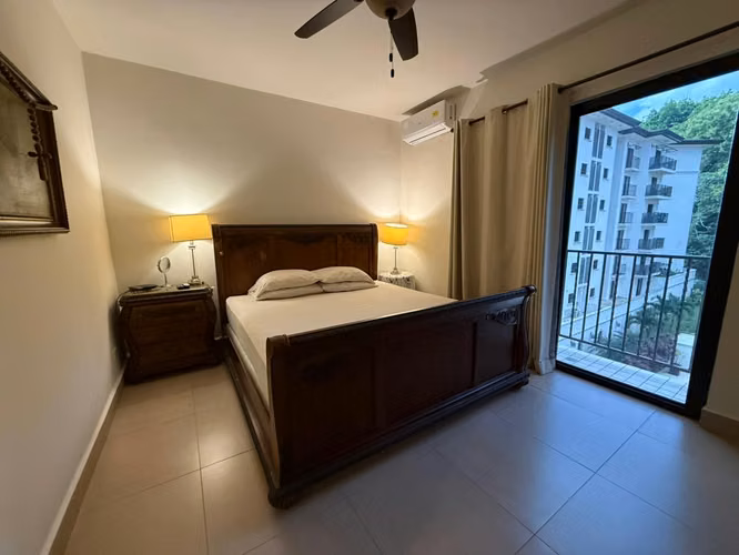Venta de Apartamento en Embassy Village Albrook