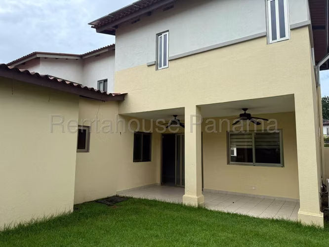 Casa en Venta en Panama Pacifico JG