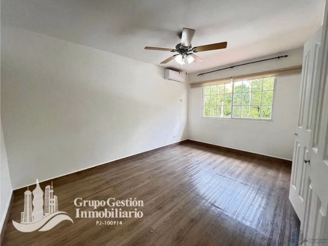 VENTA CASA COSTA DEL ESTE GRANDE 4 REC AMPLIA E ILUMINADA MLD