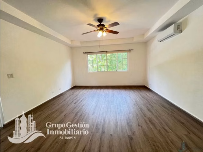 VENTA CASA COSTA DEL ESTE GRANDE 4 REC AMPLIA E ILUMINADA MLD