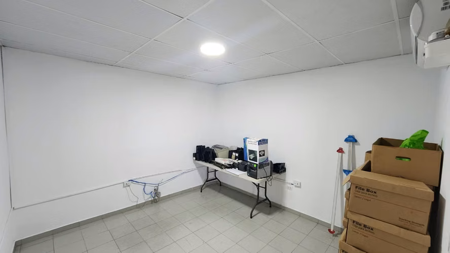 Alquilo Locales en Llano Bonito- Plaza Comercial