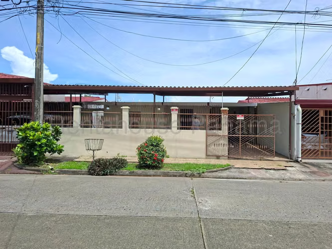 House for Sale in Chanis YM