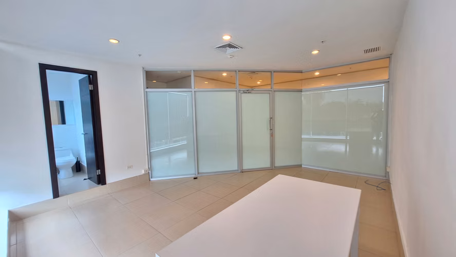 Oficina en venta en Costa del Este YM