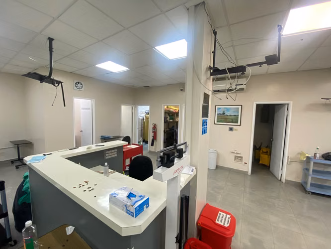 Se Vende Local Comercial Ideal para consultorios u Oficinas en Colon