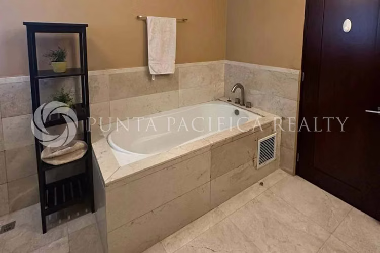 EN VENTA | APARTAMENTO DE LUJO FRENTE AL CAMPO DE GOLF EN THE RESERVE | SANTA MARÍA - Imagen 13