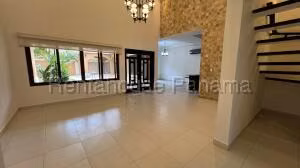 Alquiler de Casa con 612m2 en Costa Sur PH Sunset Coast 26-5958SR