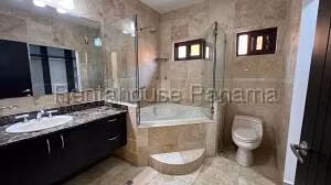 Alquiler de Casa con 612m2 en Costa Sur PH Sunset Coast 26-5958SR