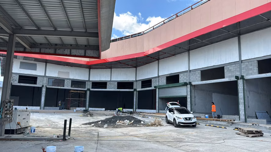 Locales Comerciales en Alquiler – Plaza Nueva, La Cabima