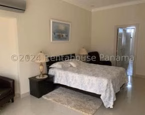 Alquiler de casa de lujo de 694m²  full amoblada en Coronado 25JSS2755