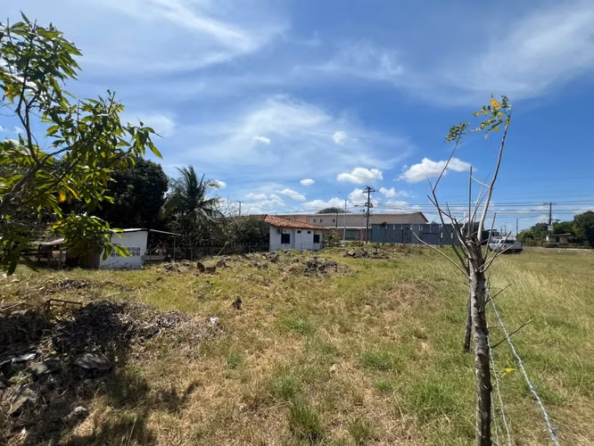 Se vende Terreno en Las Tablas