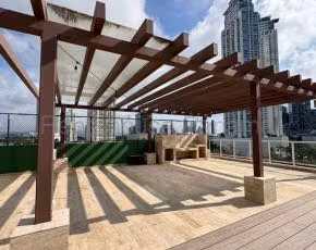 Venta de amplio apartamento de 135.63m² en Costa del Este 26JSS3931