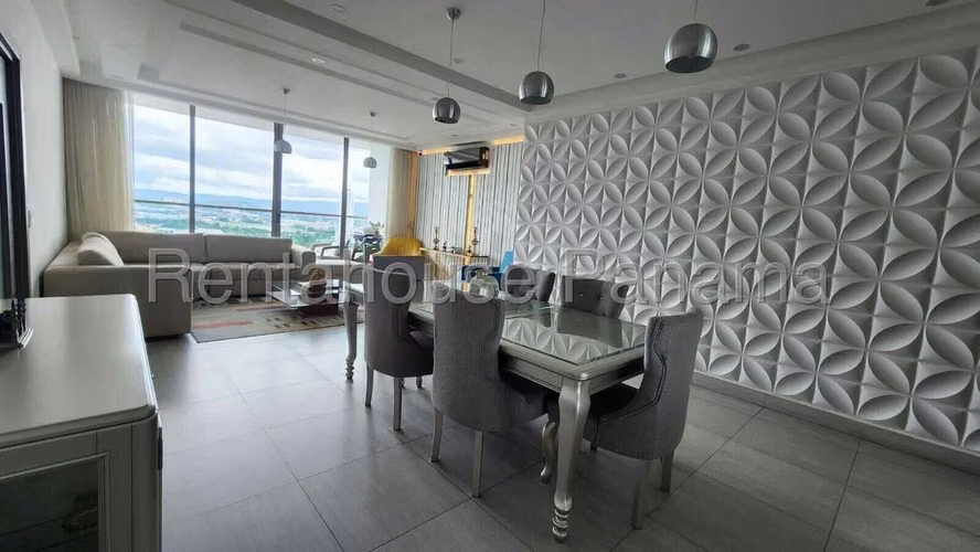 Venta de amplio apartamento de 218m² en Costa del este en PH exclusivo 26JSS2028
