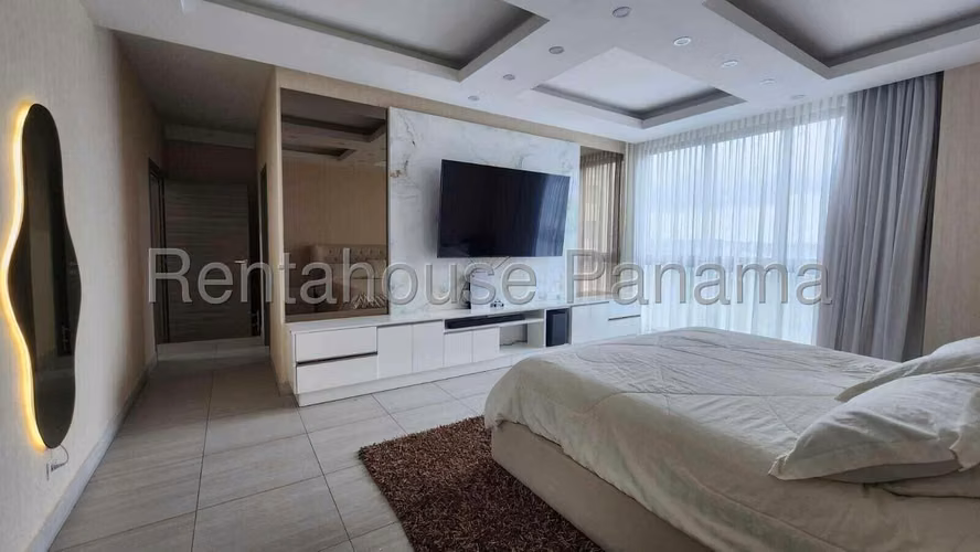 Venta de amplio apartamento de 218m² en Costa del este en PH exclusivo 26JSS2028