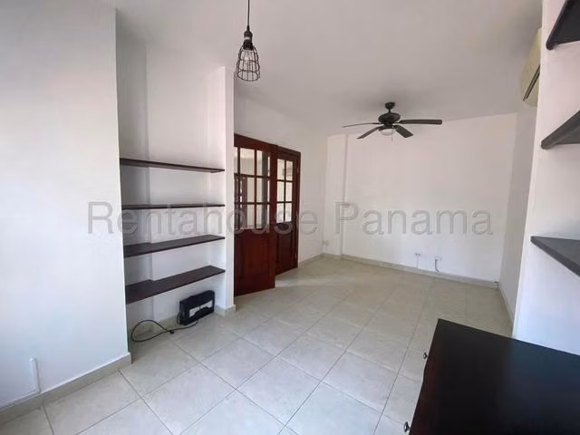 Venta Casa en Costa Sur | Villa Valencia | 480m² Terreno | 3 Rec + Den | Esquina EH