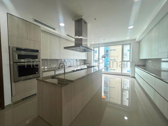 Venta apartamento de lujo de 680m² en Costa del Este en primera linea 26JSS2042