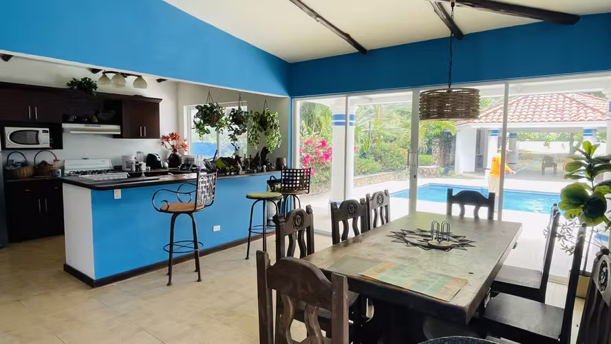 Venta de casa en Coronado Luxury Club & Golf Panamá  AK