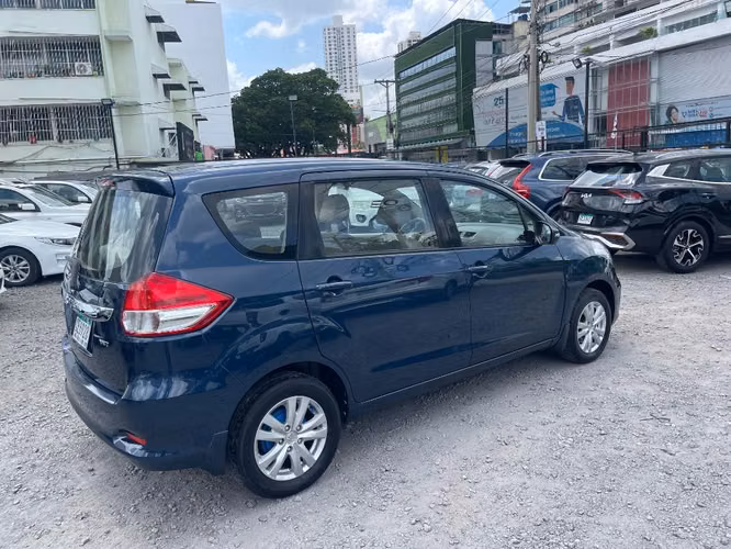 SUZUKI ERTIGA 2016 AUTOMATICO