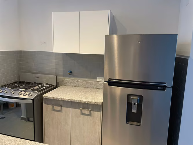 Se vende apartamento 84 mts2 / Bella Vista - La Cresta / 2 recámaras