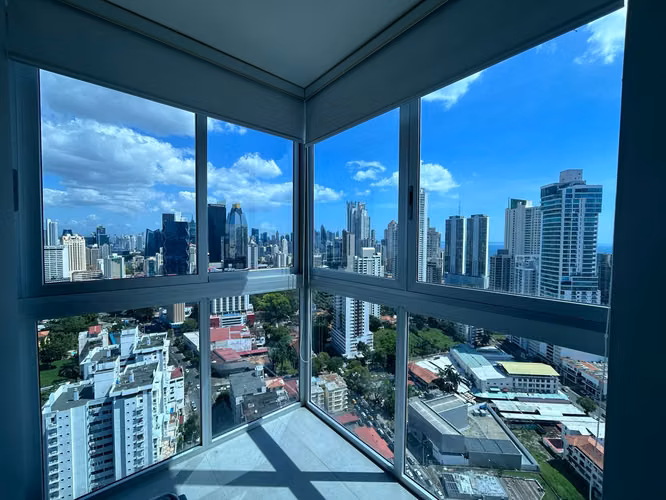 Se vende apartamento 84 mts2 / Bella Vista - La Cresta / 2 recámaras