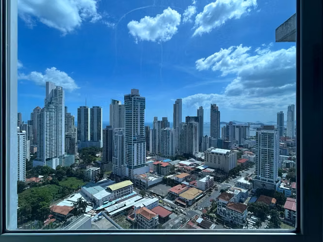 Se vende apartamento 84 mts2 / Bella Vista - La Cresta / 2 recámaras