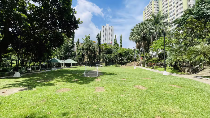 Venta de apartamento en Condado del Rey    AK