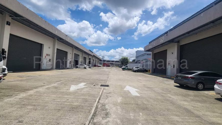 Warehouse for rent in Don Bosco AK