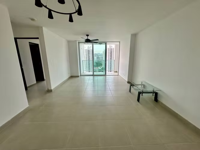 Venta apartamento Kings Park, debajo de avalúo venta rápida (OPORTUNIDAD)