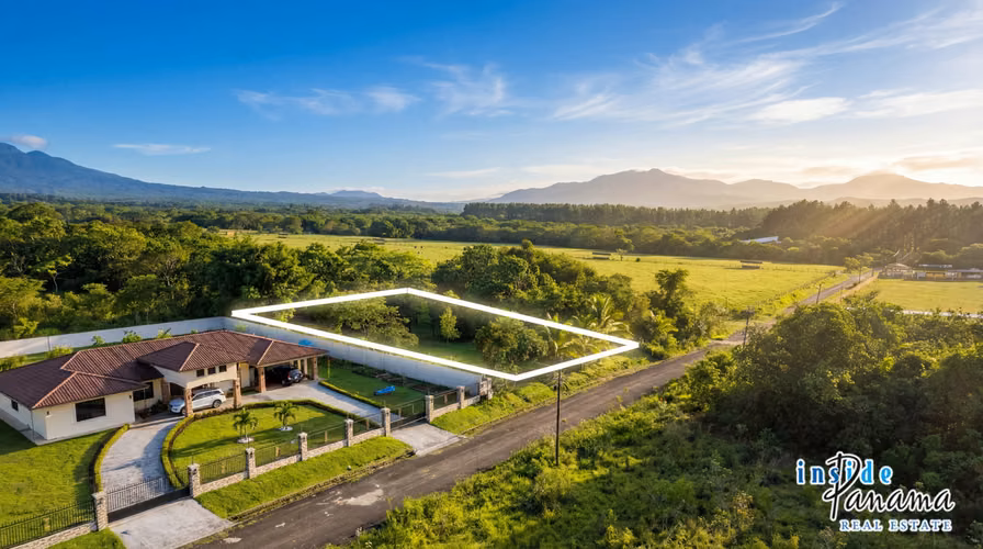 Hermoso Lote Plano en Potrerillos Arriba Panamá