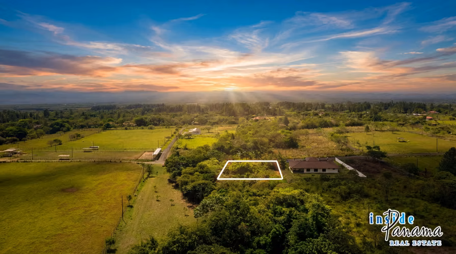 Hermoso Lote Plano en Potrerillos Arriba Panamá