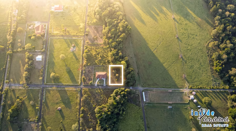 Hermoso Lote Plano en Potrerillos Arriba Panamá