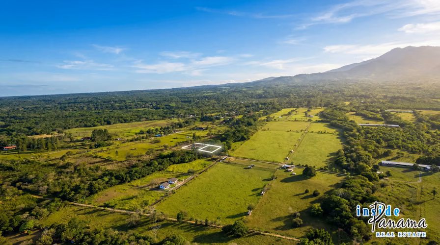 Hermoso Lote Plano en Potrerillos Arriba Panamá