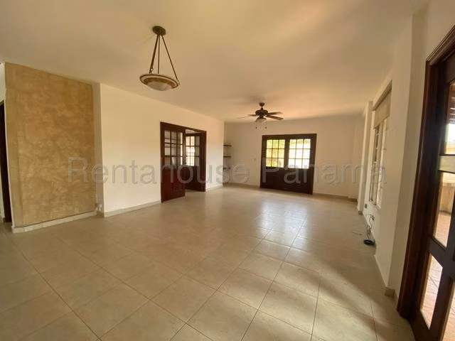 vendo casa en villa valencia costa sur OF 26-5991