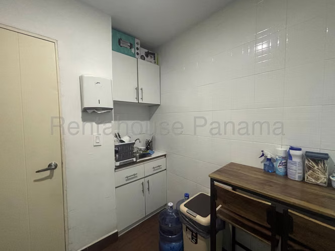 Venta de oficina de 108m² en Bicsa Tower 26JS325