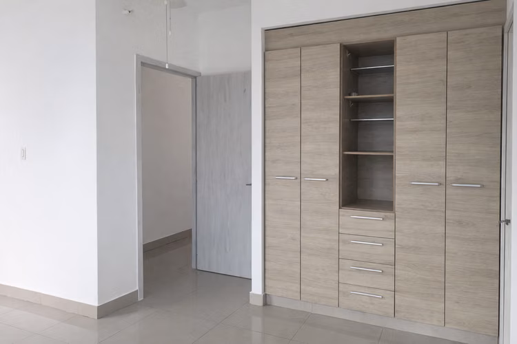 PH Firenze | 108 m² | 2 Parking + CBE | $200K