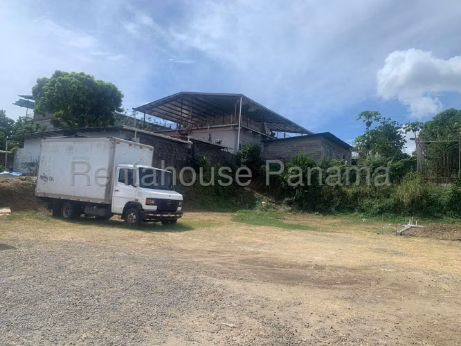 Alquiler de terreno de 1150m² en 24 de diciembre 26JS1273
