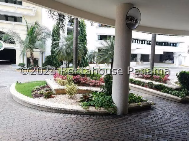  VENTA DE APARTAMENTO CON AMPLIA TERRAZA EN PUNTA PACÍFICA BDP