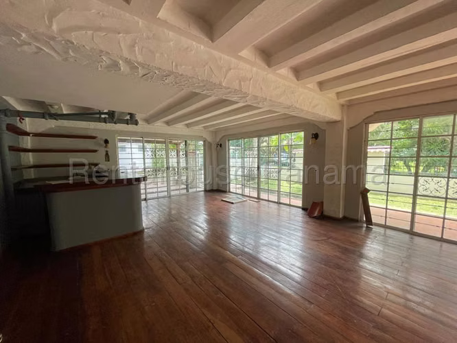 Casa en Alquiler en Albrook JG