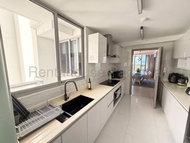 Apartamento en Alquiler en Bella Vista JG
