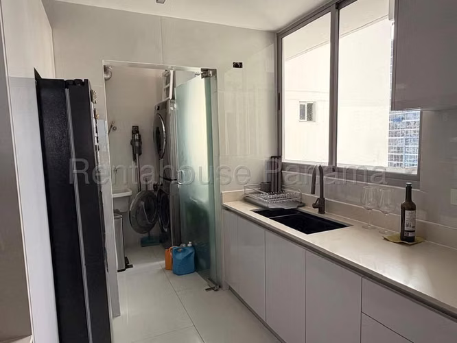 Apartamento en Alquiler en Bella Vista JG