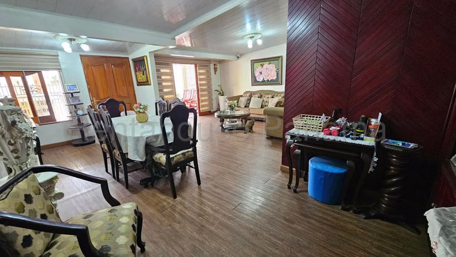 Casa en Venta en Pueblo Nuevo JG