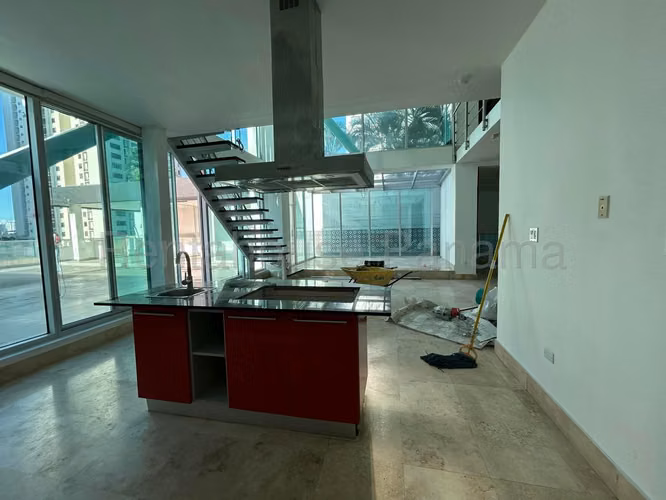 Apartamento en Venta en Punta Pacífica YM