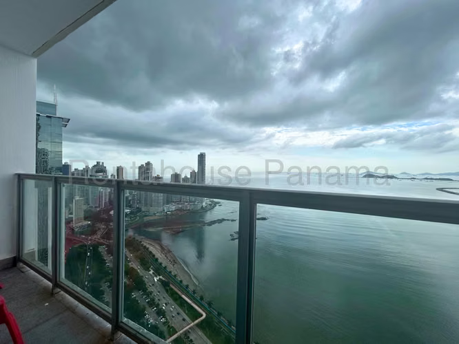Alquiler de apartamento en Avenida Balboa AK